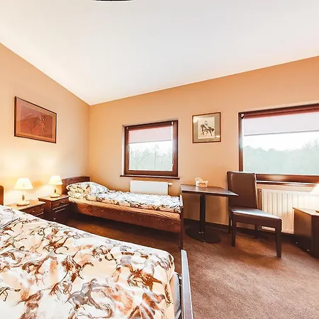 Restauracja Bialy Wierzbna * Zarow