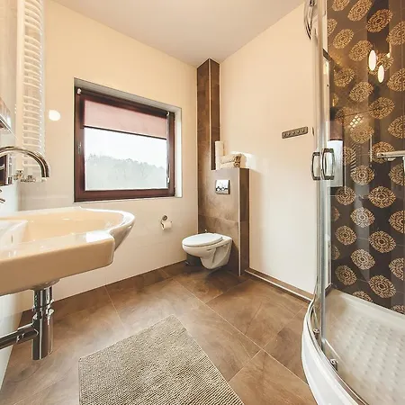 リゾート Restauracja Bialy Wierzbna *