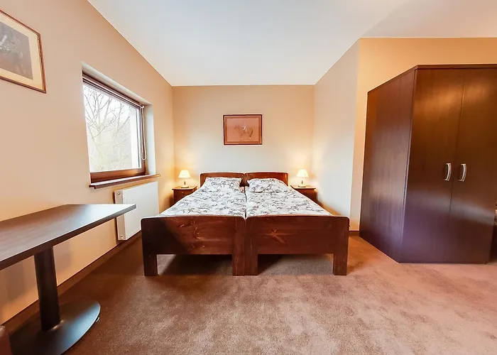 Feriested Restauracja Bialy Wierzbna *