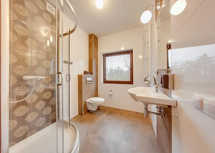 Feriested Restauracja Bialy Wierzbna *