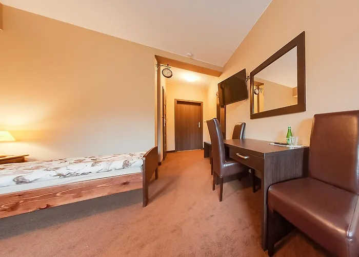 Feriested Restauracja Bialy Wierzbna *