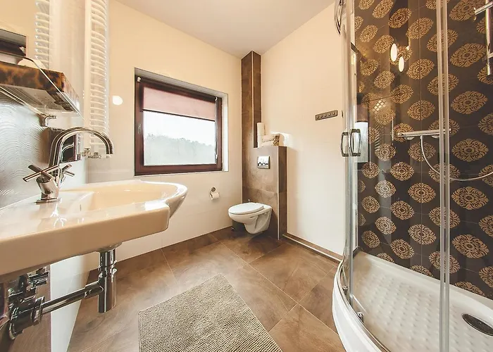 Feriested Restauracja Bialy Wierzbna *